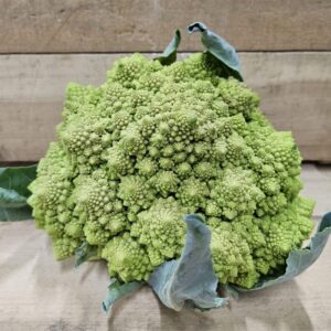 20260619_114715 Romanesco cauliflower on wooden surface