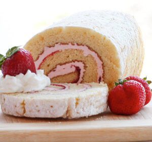 strawberry-roll-ad Arianna's Bakery Strawberry Cake Roll
