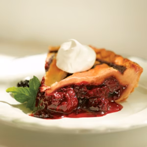 Gardner 9" Blackberry Pie